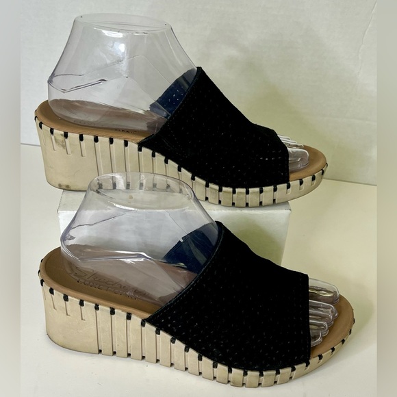 SKECHERS Women’s Luxe Foam Urban Escape Black Wedge Slide Heel Sandals Size 8 - Picture 2 of 6